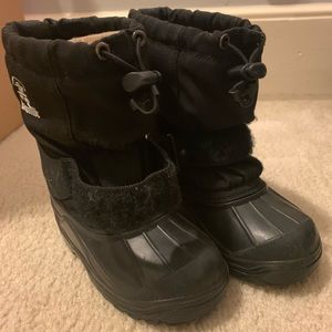 Boots size 10